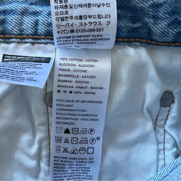 Levi’s 501 distressed Jean shorts Sz 27 high rise light wash - Picture 6 of 7